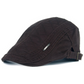 Cappellino piatto regolabile e traspirante da uomo