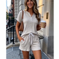 Set casual da donna con maglietta a maniche corte a costine e pantaloncini