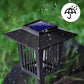 🌿 SCONTO DEL 50%! ⚡ Efficace repellente solare per zanzare da esterno 🦟 Doppia illuminazione, accensione/spegnimento automatico ed ecologico – la protezione intelligente contro le zanzare di quest’estate 🏡
